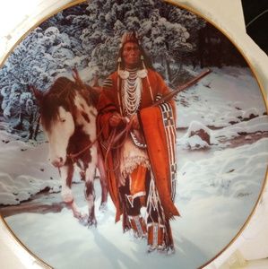 Hamilton Coll Vintage Plate
